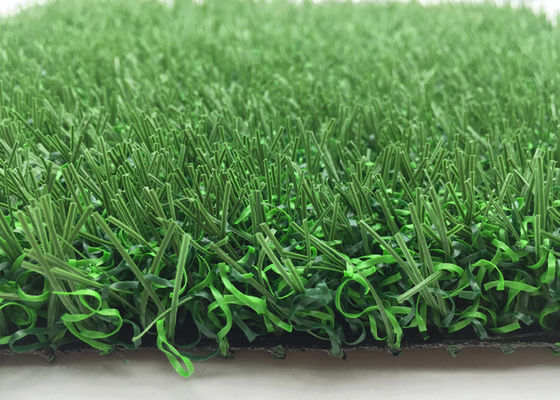 중국 PE 줄기 섬유를 가진 축구를 위한 Syntetic 진한 녹색 비 메우는 인공적인 잔디 협력 업체